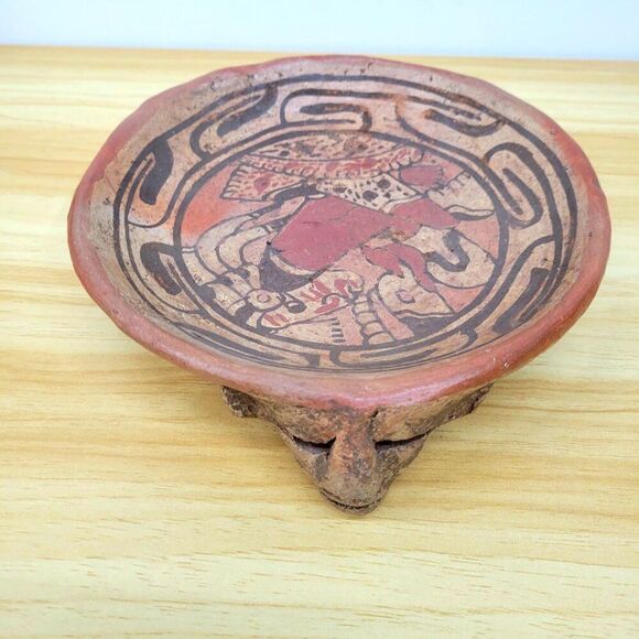 Mesoamerican-Style Terracotta Tripod Bowl – Face Motif – 8" - Picture 12 of 12